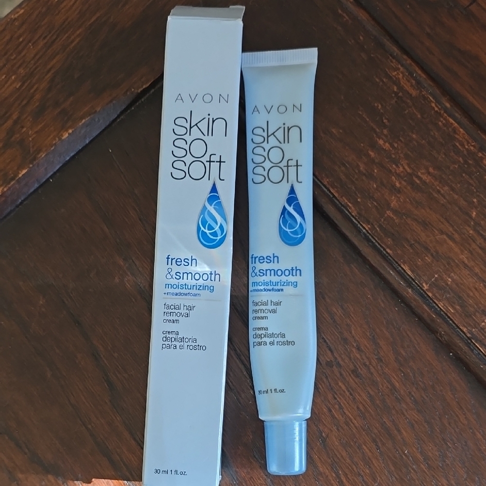Avon Skin So Soft Fresh & Smooth Moisturizing Fscial Hair Remival Cream
